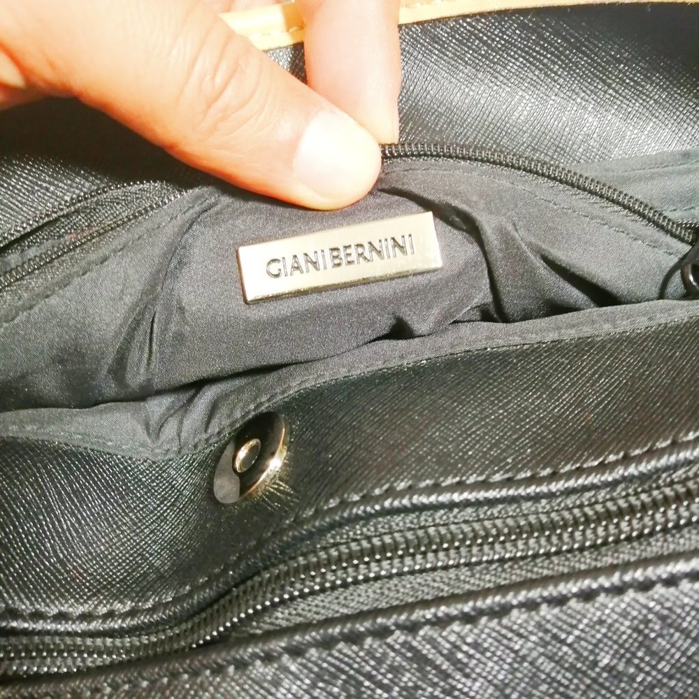 Giani Bernini Saffiano Tote - Picture 9 of 12